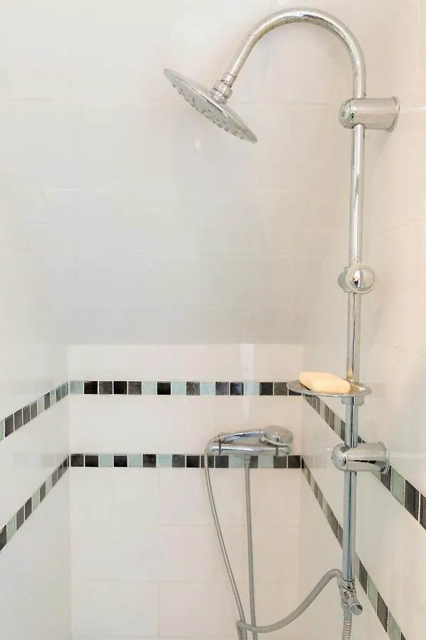 Vacances Pour 6 A Saint Guenole Penmarc'h 0*,  France
